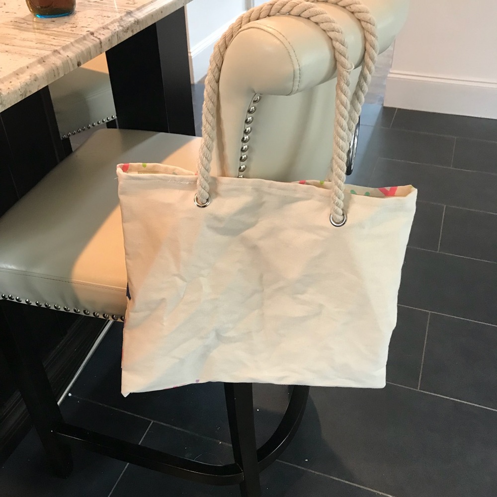Coastal Tote with Rope Handles - Picture 4 of 4